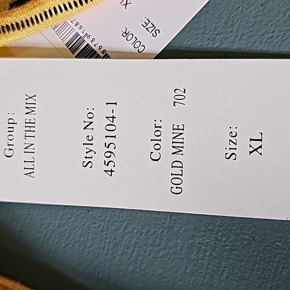 Thomas & Olivia tunic top. NWT. gold with black stripes. Size XL. V neck. - Picture 7 of 12